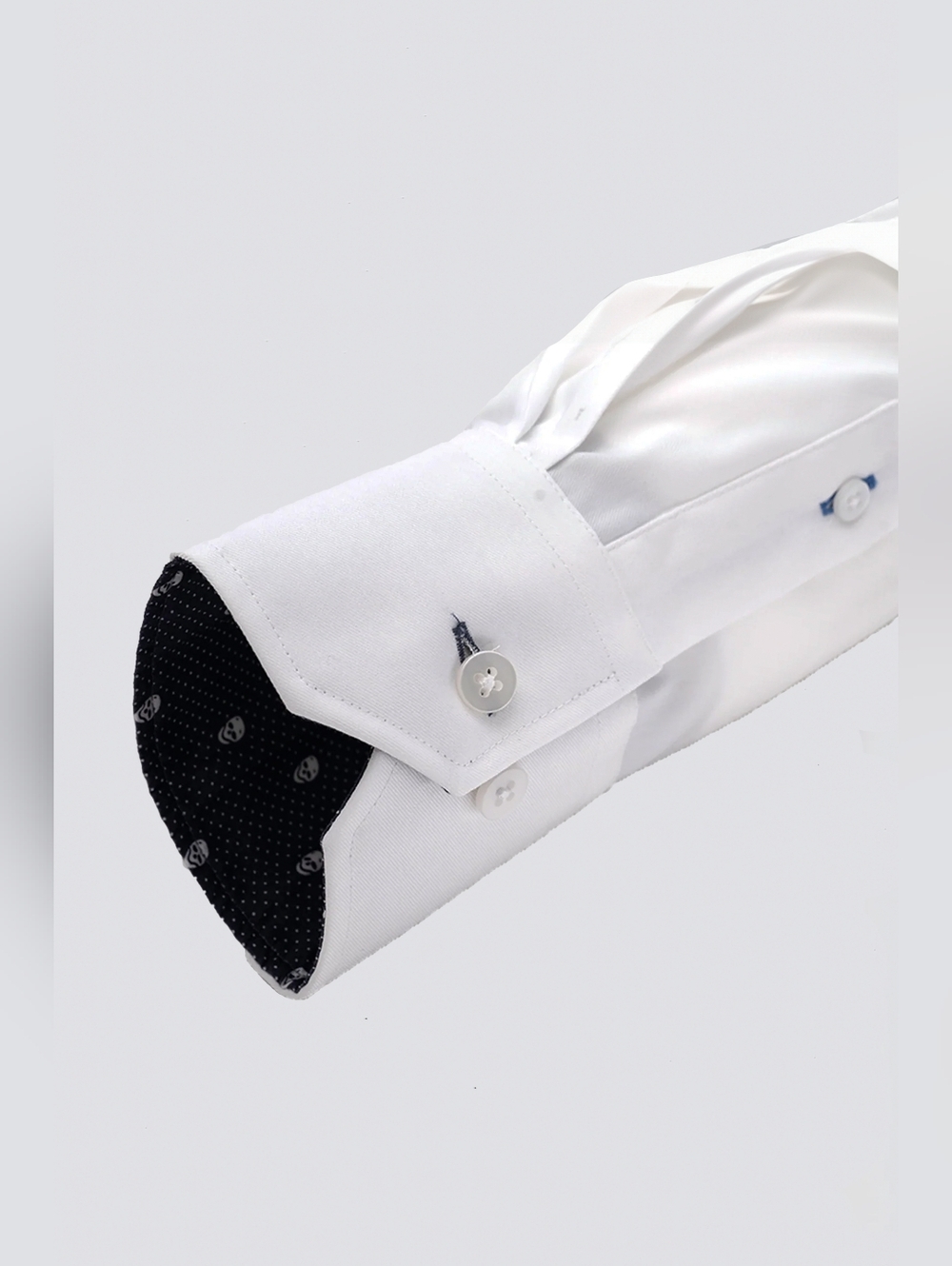 Twillory Skull Contrast Trim White Dress Shirt (Med, Trim, 15.5 34/35, see pics) - Picture 3 of 12